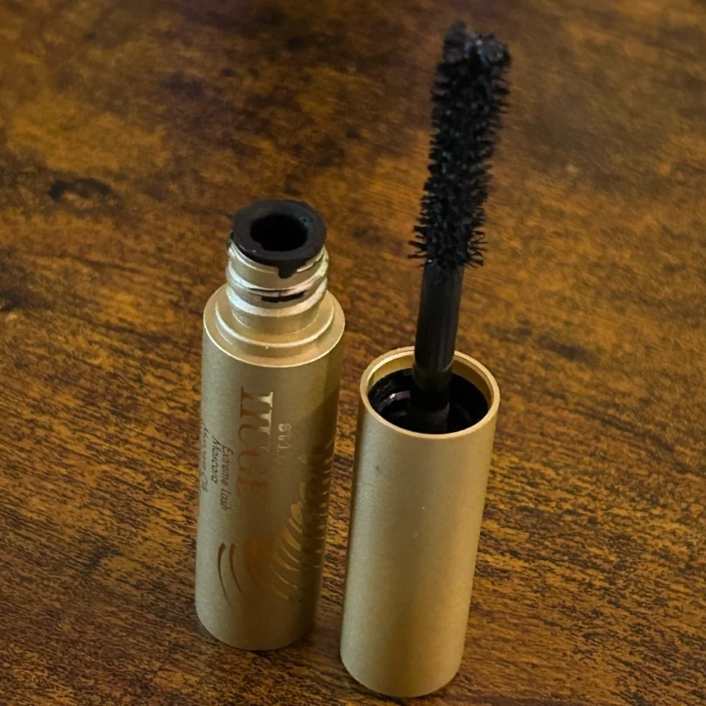 Stila Gold Mascara Tube